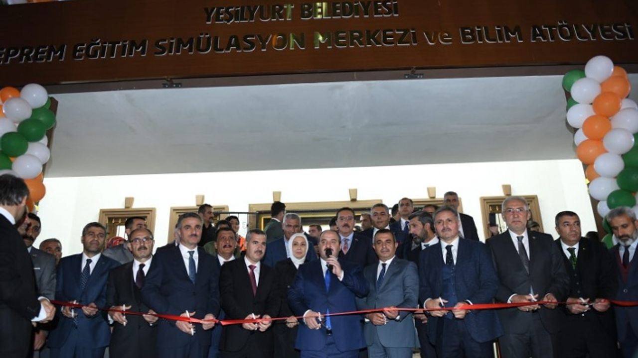 Bakan Varank, Simülasyon Merkezinin Açılışını Yaptı