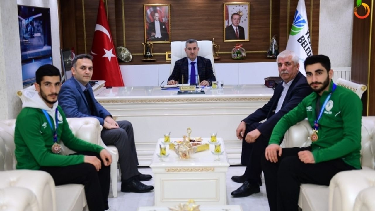 Kıck-Boks Sporcularından Başkan Çınar'a Ziyaret