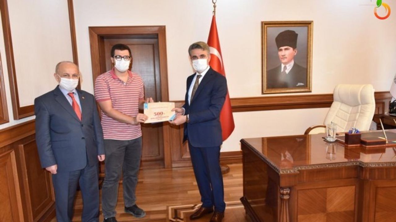 Dereceye Girenlerden Vali Baruş'a Ziyaret