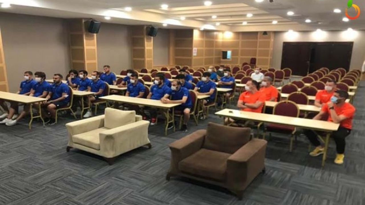 Başkan Çınar, Yeşilyurt Belediyespor'a Başarılar Diledi