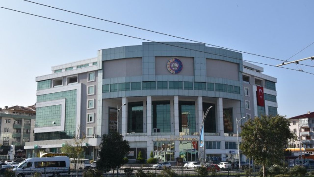 Başkan Sadıkoğlu: 'Ektiğimiz tohumlar filizleniyor'