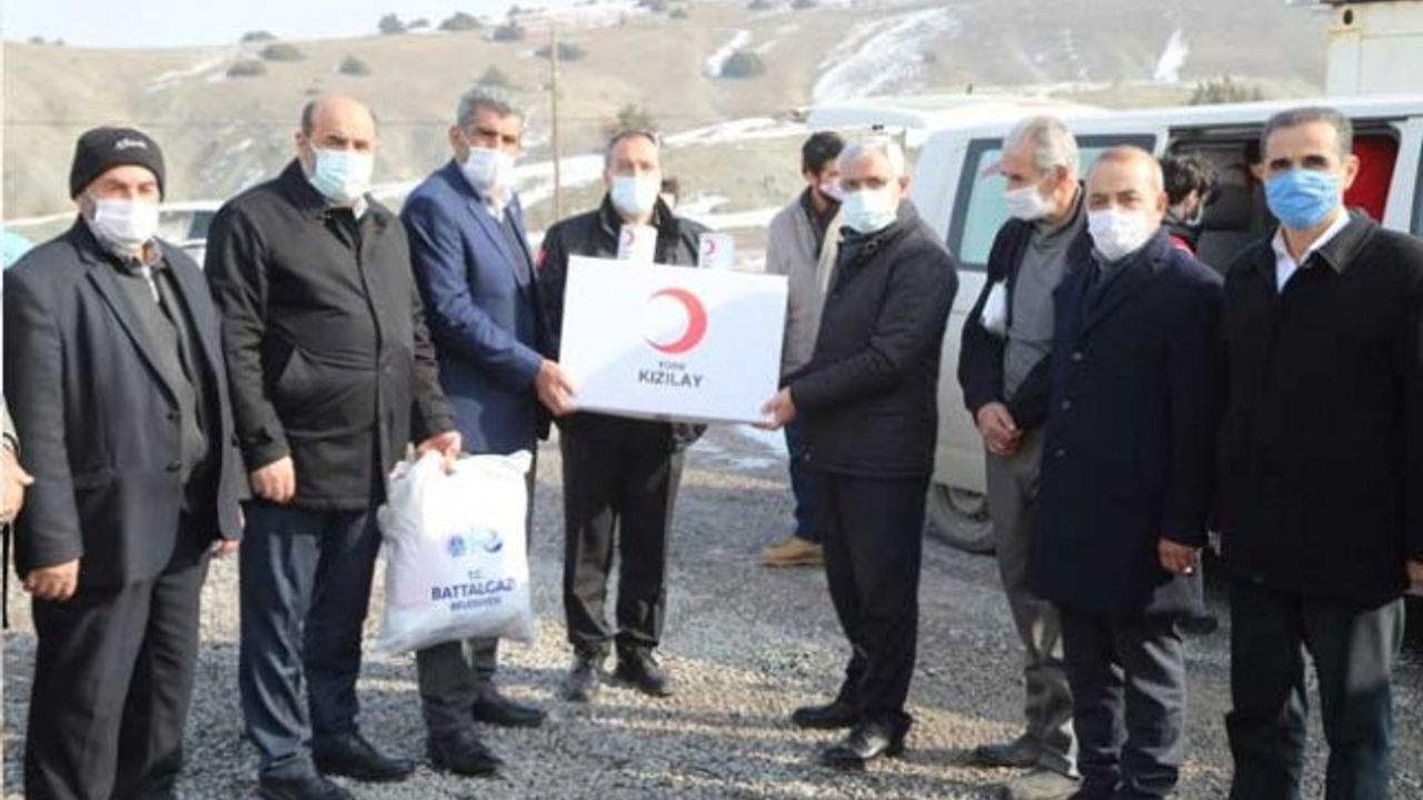 Depremin Birinci Yılında Depremzede Aileleri Unutulmadı