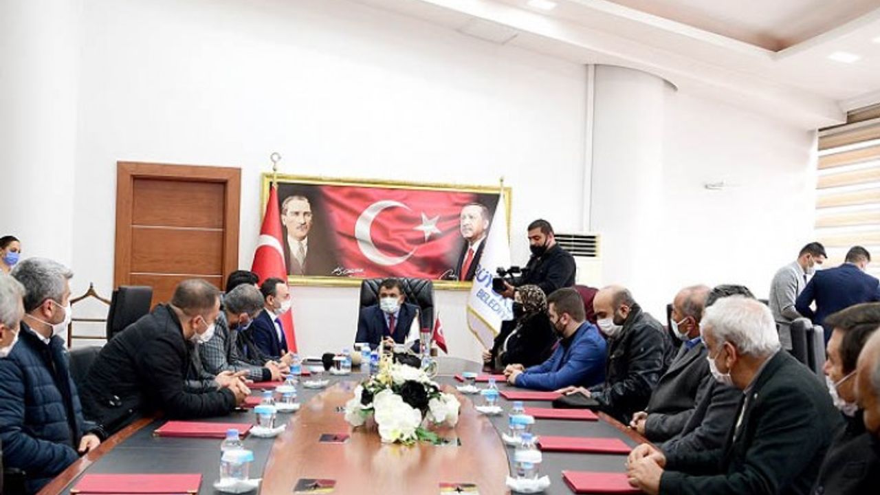 Gürkan, Akçadağ Dayanışma Derneği’ni Makamında Kabul Etti