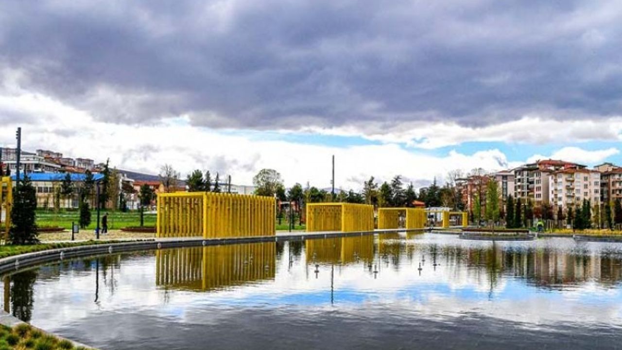 Başkan Gürkan, Millet Bahçesinde İncelemelerde Bulundu