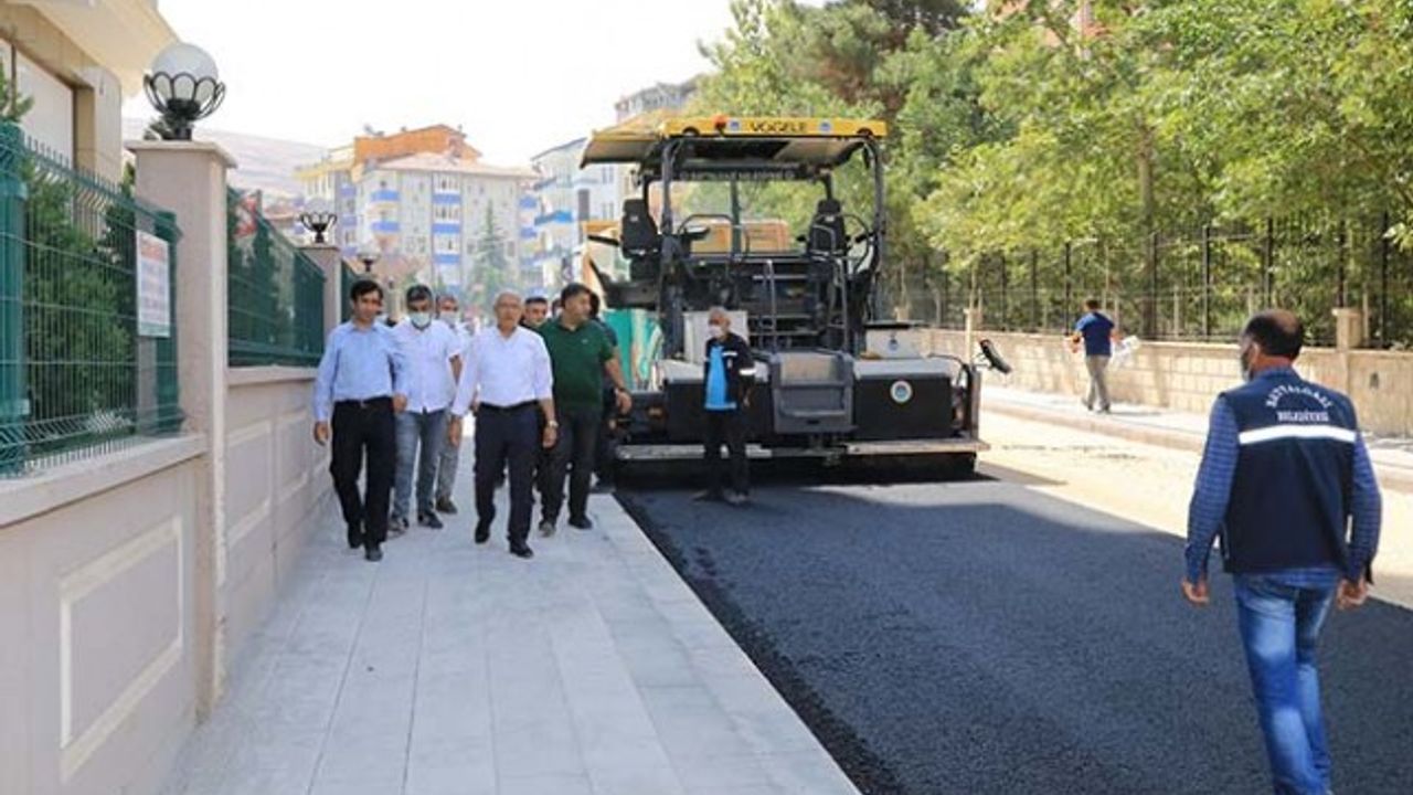 Battalgazi Belediyesi’nden Çöşnük’e Konforlu Yol Hizmeti