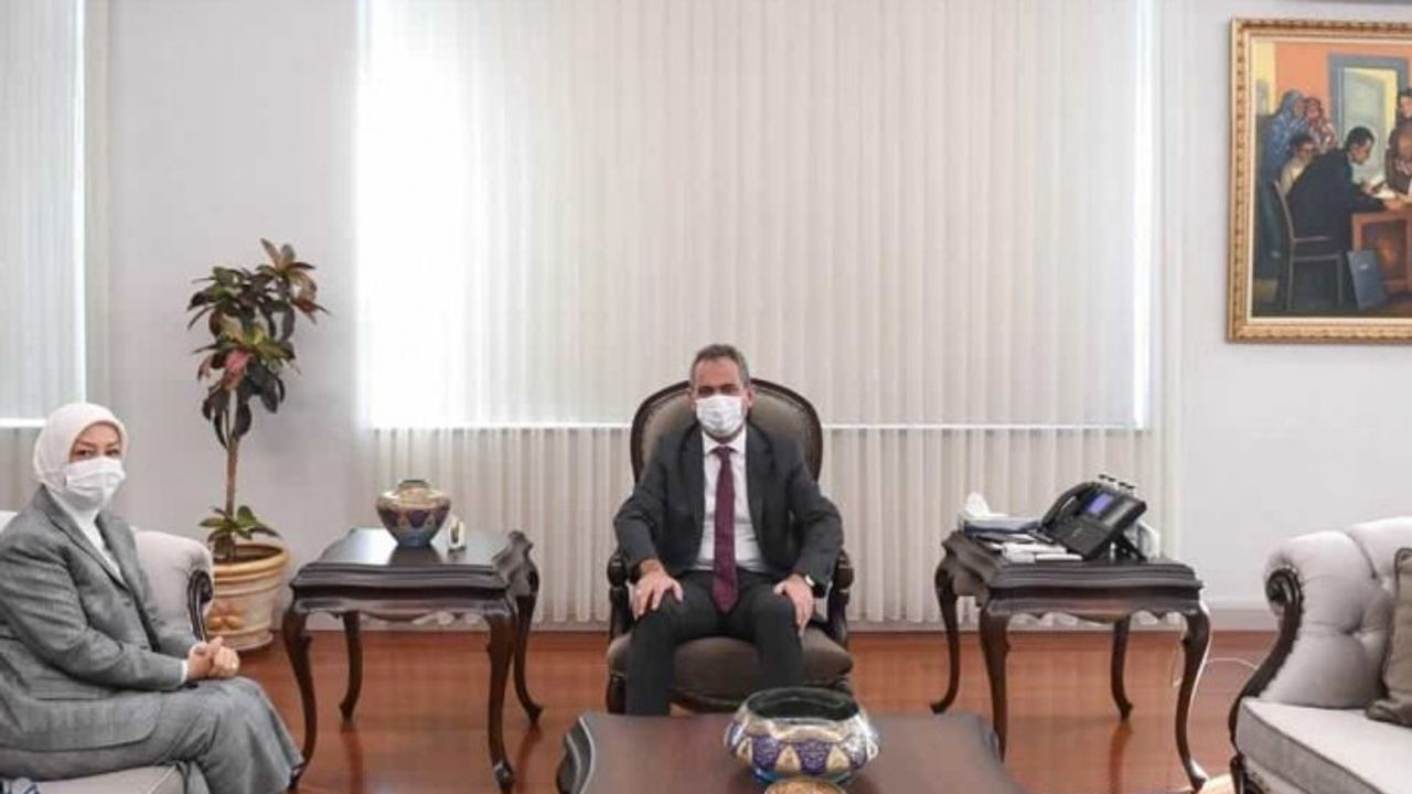 AK Partili Çalık’tan Milli Eğitim Bakanı Özer’e ziyaret