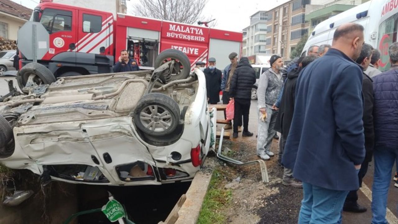 Malatya'da araç kanala düştü: 1 yaralı