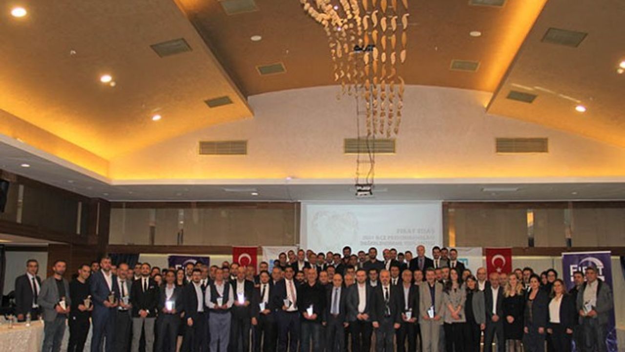 FIRAT EDAŞ Sahada Üstün Performans Gösteren 144 Çalışanını Ödüllendirdi
