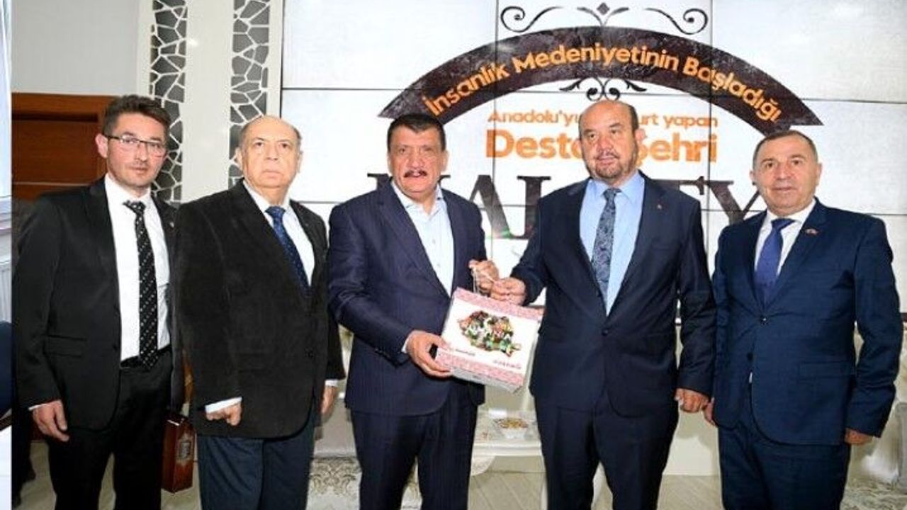 Kırgız Cumhuriyeti Ankara Büyükelçisinden Gürkan'a Ziyaret