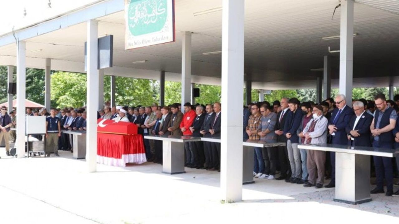 Şehit Celal Tekedereli, son yolculuğuna uğurlandı