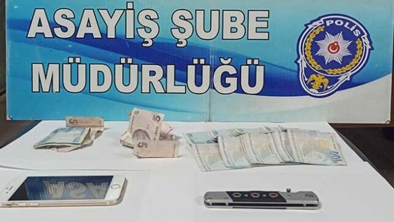 Yakalama emri bulunan 83 şahıs yakalandı.