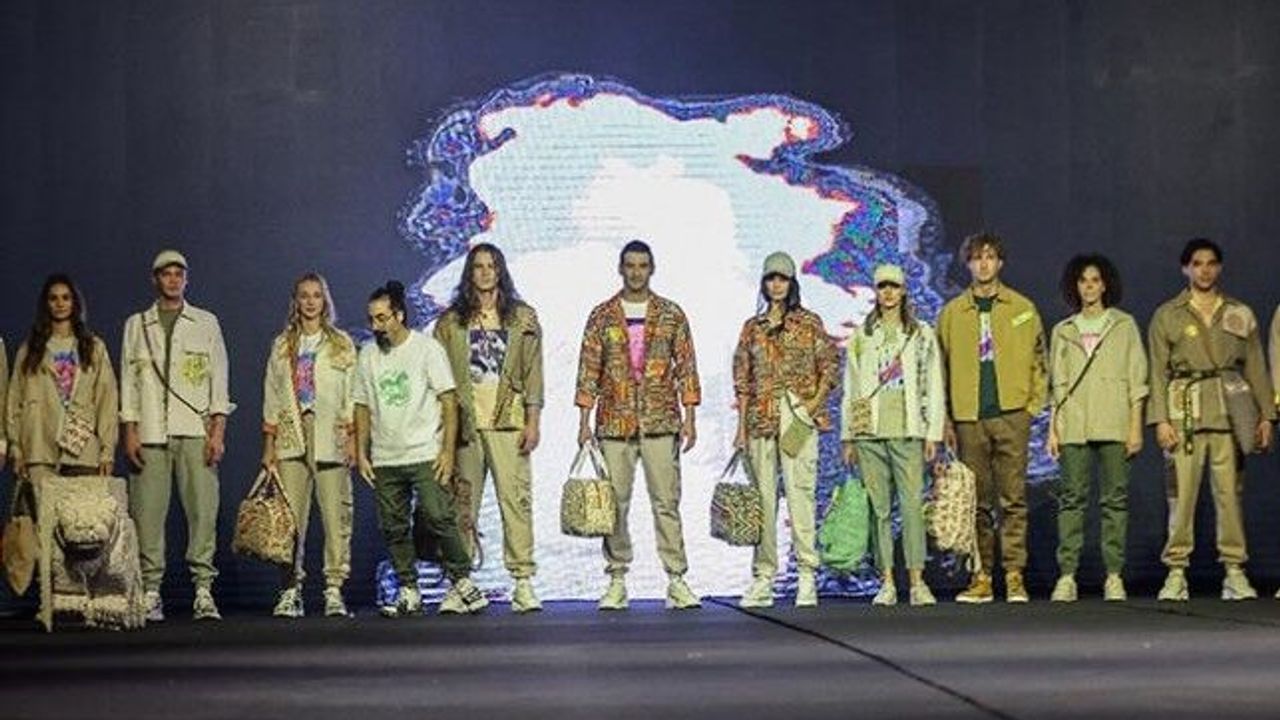 30 Kreasyondan Oluşan Tarihin Dokusunda Arslantepe 4 Defilesi Sergilendi