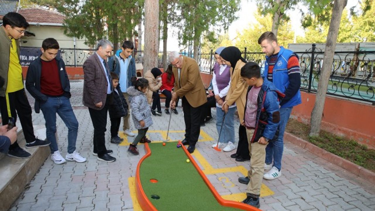 Başkan Güder, Kapılarını Gençlere Açan Orduzu Gençlik Merkezi’ni Gezdi