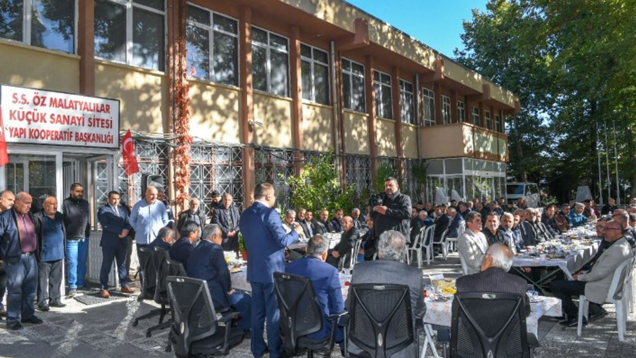 Başkan Gürkan, Özsan Sanayi Sitesi Esnafını Ziyaret Etti