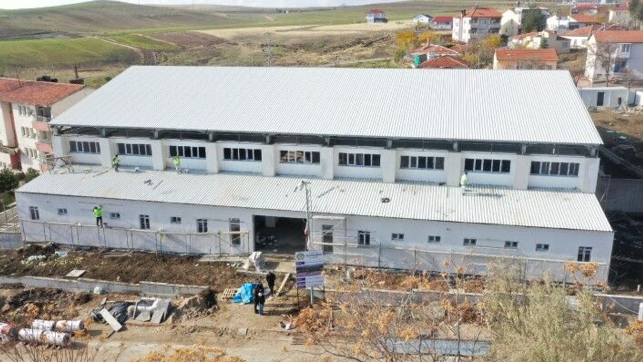 Büyükşehir Belediyesinden Arguvan İlçesine 500 Seyirci Kapasiteli Spor Salonu