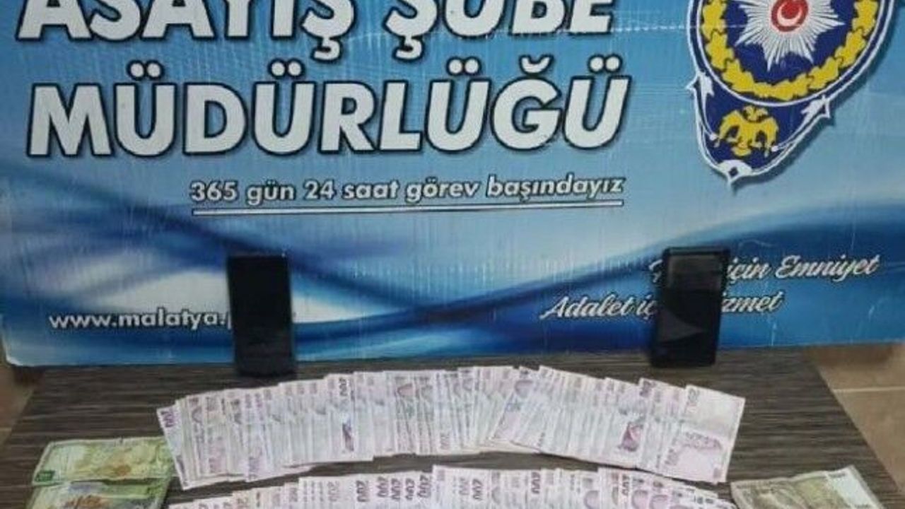 Kendilerini Polis ve Savcı  Olarak Tanıtan Dolandırıcılar Yakalandı