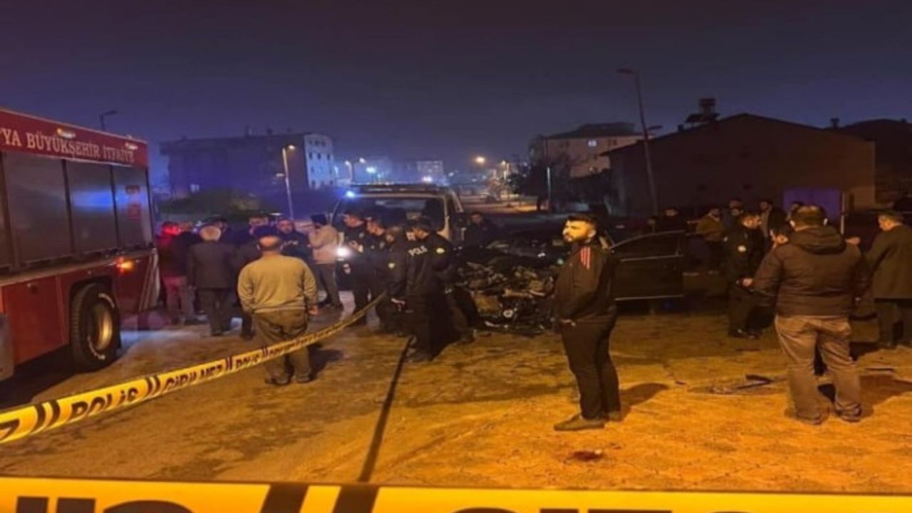 Malatya'da Servis Otobüsü Devrildi: 12 yaralı