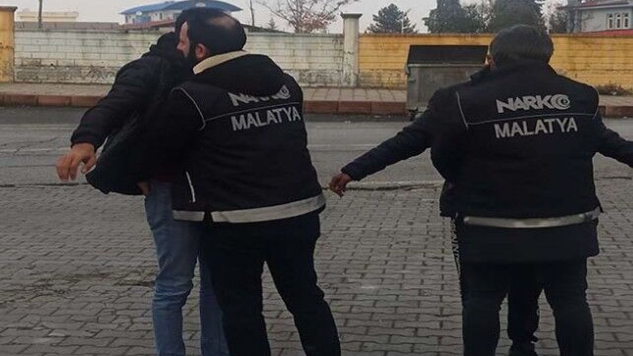 Narko ekipleri, okul çevrelerinde denetim gerçekleştirdi