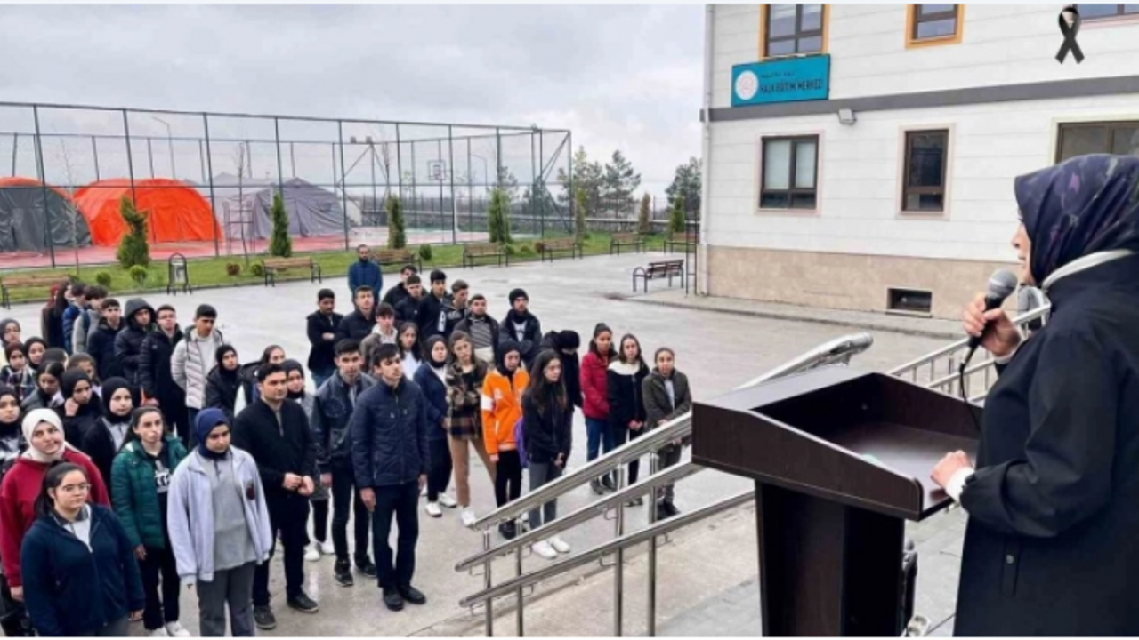  Malatya’da 141 okulda 49 gün sonra öğrenciler ders başı yaptı.