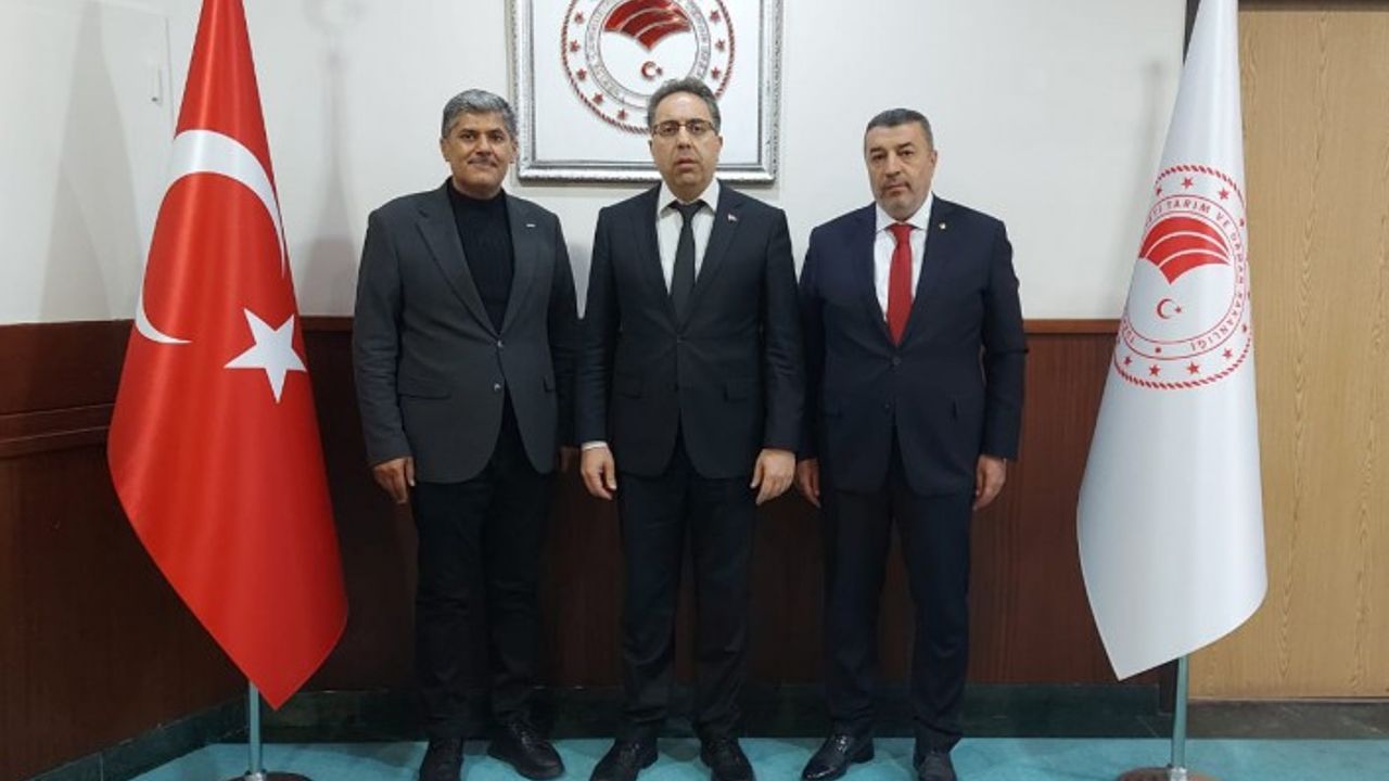 Başkan Özcan Kayısı Çekirdeği İhracatında Yaşanan Sorun Ve Talepleri İletti