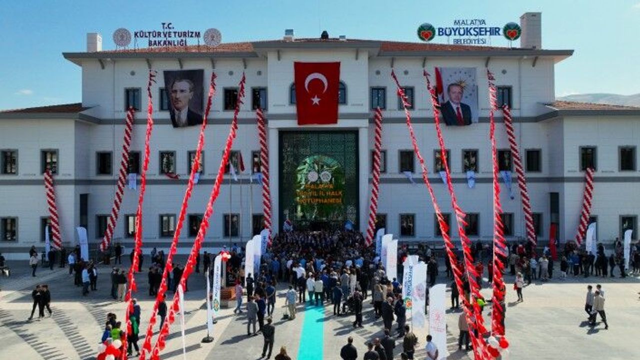 Bölgenin En Kapsamlı Ve Modern Kütüphanesi Malatya’da Açıldı