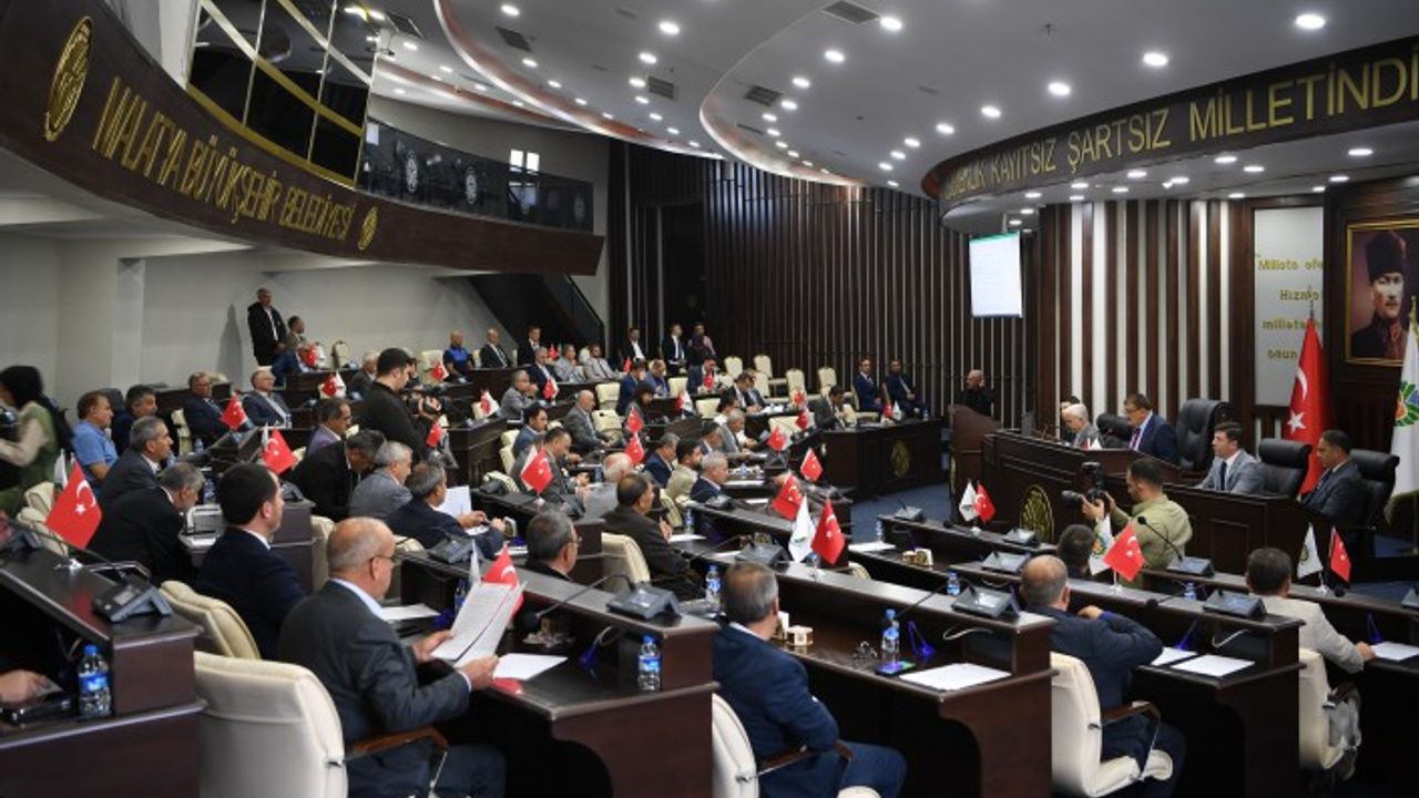 Büyükşehir Belediye Meclisiekim Ayı İlk Toplantısı Yapıldı
