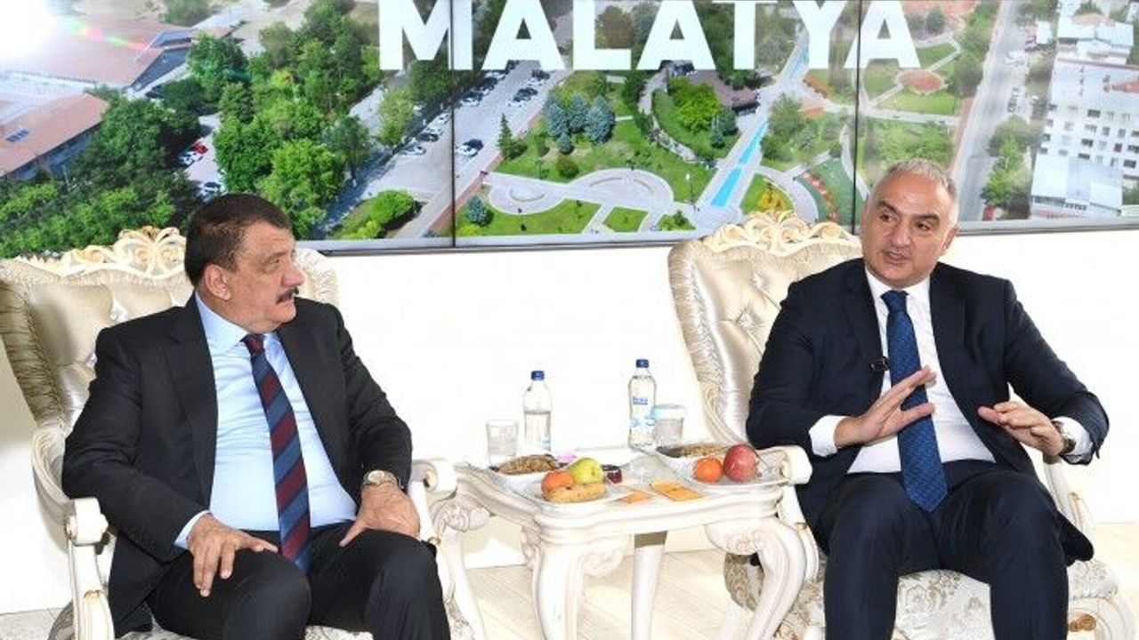 En Büyük Şansımız Büyükşehir Belediyesi’nin Alt Yapı Kurumlarının Sapa Sağlam Ayakta Olmasıydı