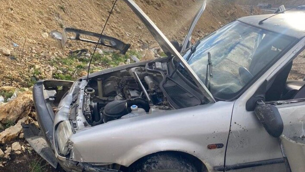 Kontrolden Çıkan Otomobil Devrildi: 6 Yaralı