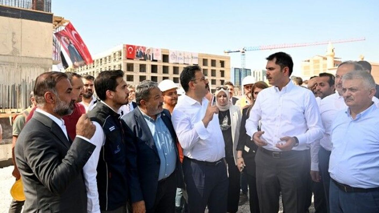 Bakan Kurum Devam Eden Çalışmaları İnceledi