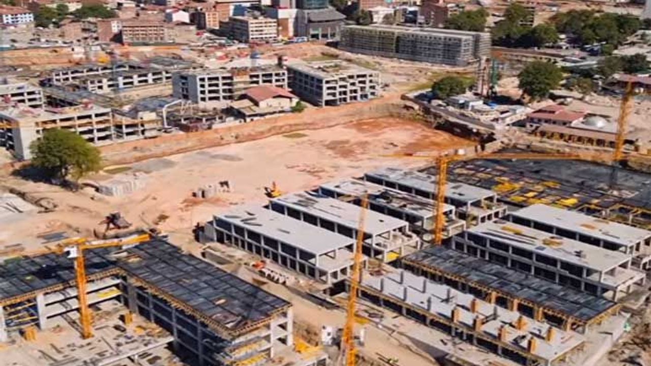 Babacan; 'Çarşı Merkez'de İlk Teslimler Şubat 2025'te'