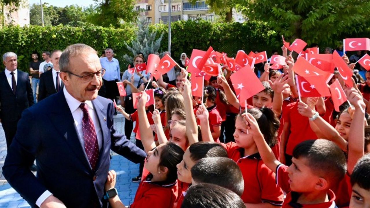 Malatya'da  159 bin öğrenci ders başı yaptı