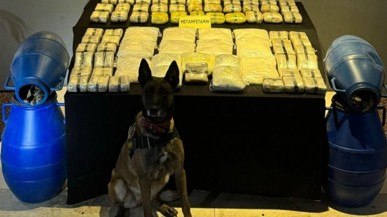 Balık Varillerine Gizlenmiş Uyuşturucu Ele Geçirildi