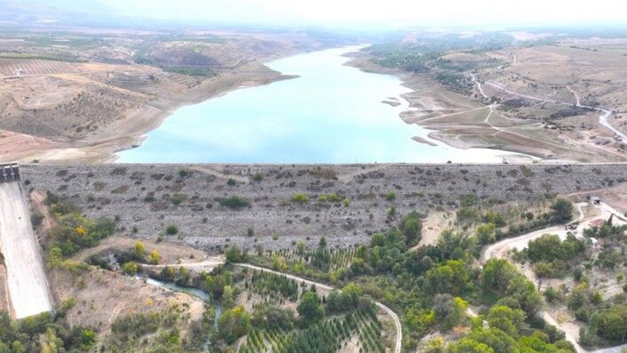 Depremde Hasar Alan Sultansuyu Barajında Çalışmalar Başladı