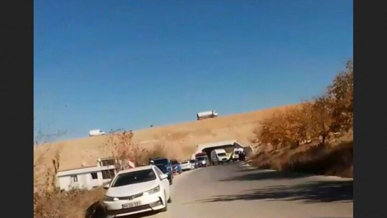 Takla Atan Otomobil Dereye Uçtu: 1 Ölü