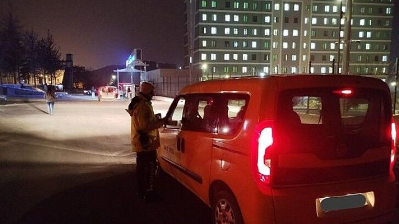 Okul ve yurt çevrelerinde başlatılan  denetimler devam ediyor.