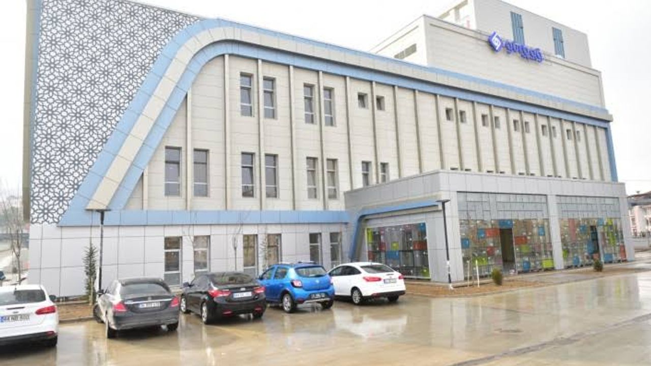 Hastane İçin Polis Harekete Geçirdi