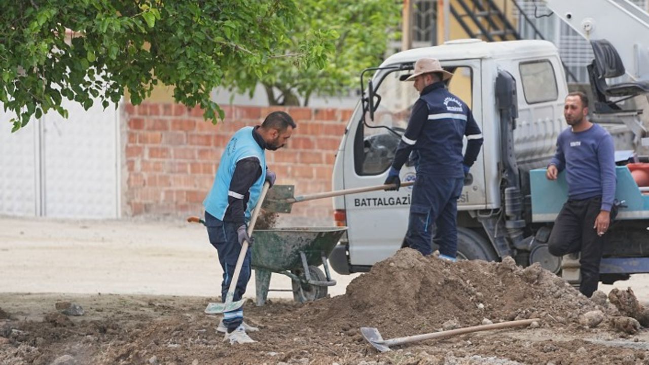 Dolamantepe Mahallesi’nde Park Ve Yol Düzenlemesi