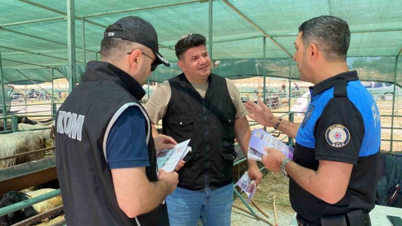Polisten Kurban Satıcılarına Sahte Para Uyarısı
