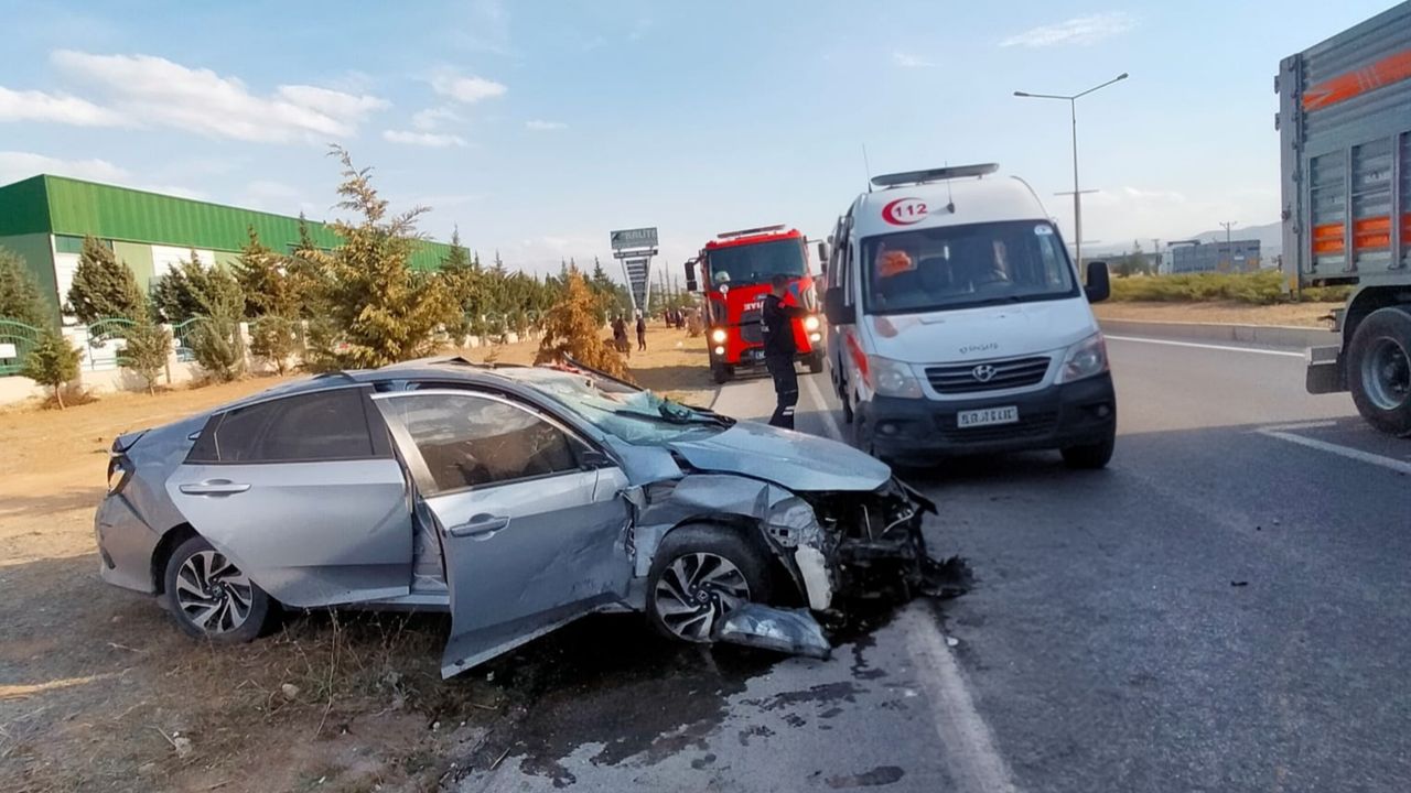 Malatya'da Trafik Kazası: 2 yaralı