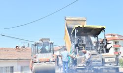 Yeşilyurt’ta Yollar Daha Konforlu Hale Getiriliyor.