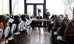 Başkan Taşkın, AK Parti Kadın Kolları Mahalle Başkanlarıyla Bir Araya Geldi