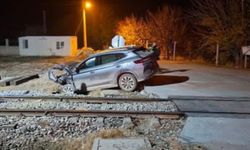 Hemzemin Geçitte Tren Kazası: 5 Yaralı