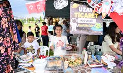 Büyükler pazar görsün etkinliğinin 36 bin 880 tl Geliri yetimler kervanına bağışlandı