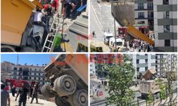İkizce'de Kamyon Evin Duvarına Girdi