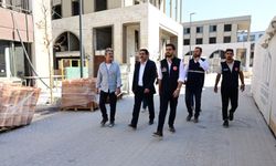 Başkan Taşkın'dan Şemsiye Sokak Müjdesi