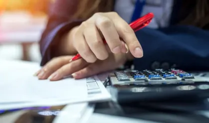 En Düşük Emekli Aylığı 20 Bin TL’ye Yükseltildi