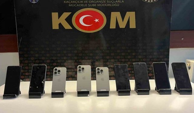 Polisten kaçak telefon operasyonu