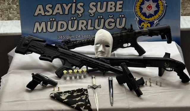Cadde Ortasında Silahlı Çatışma