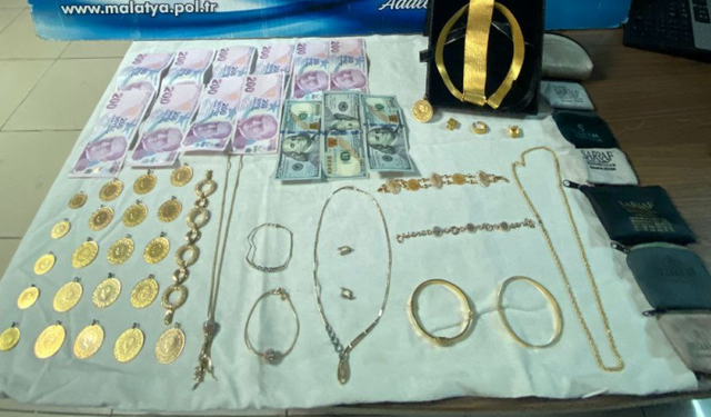Girdiği Evden Altın ve Para Çalan Hırsız Yakalandı