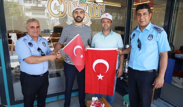 Battalgazi Belediyesi’nden Bayrak Seferberliği